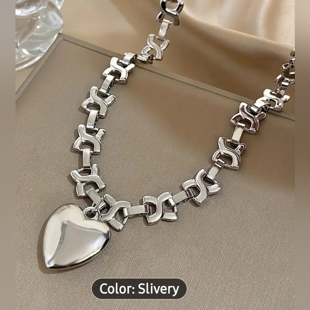 Silver Heart Pendant Necklace